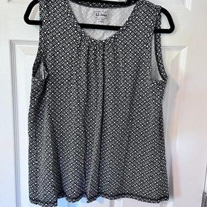 L.L.Bean Women's Black and White Print Tank, Large